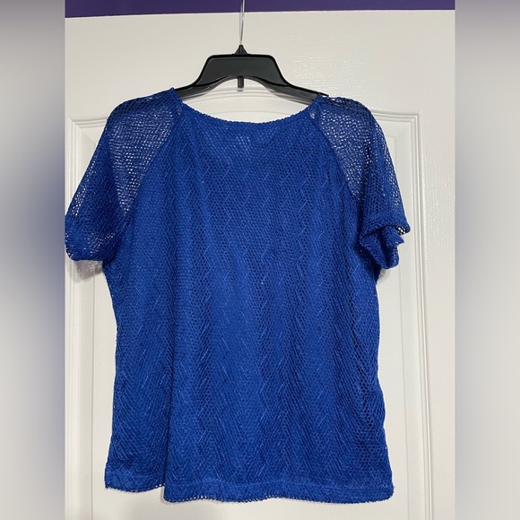 C.D. Petites PL blouse blue - Picture 2 of 3